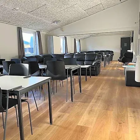 Hotel Idraetscenter - - *