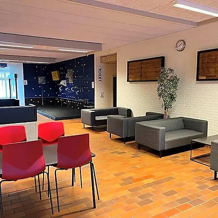 Idraetscenter - - * Hirtshals